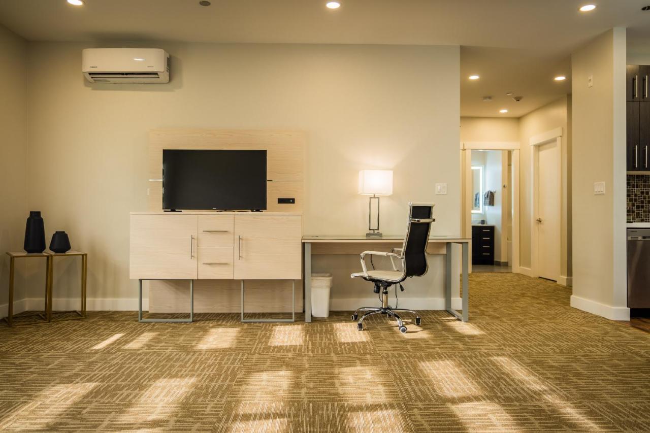 Quality Inn Sunshine Suites Terrace Buitenkant foto
