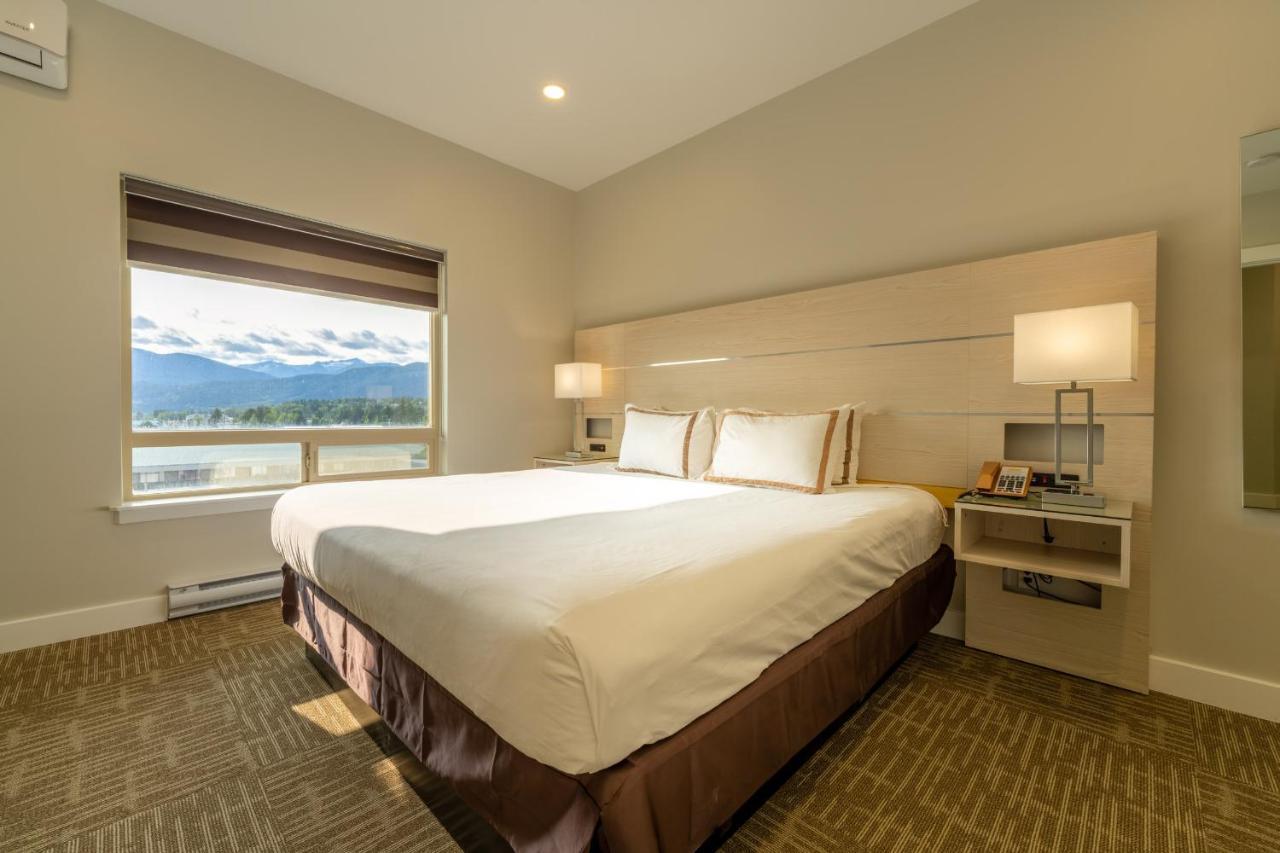 Quality Inn Sunshine Suites Terrace Buitenkant foto
