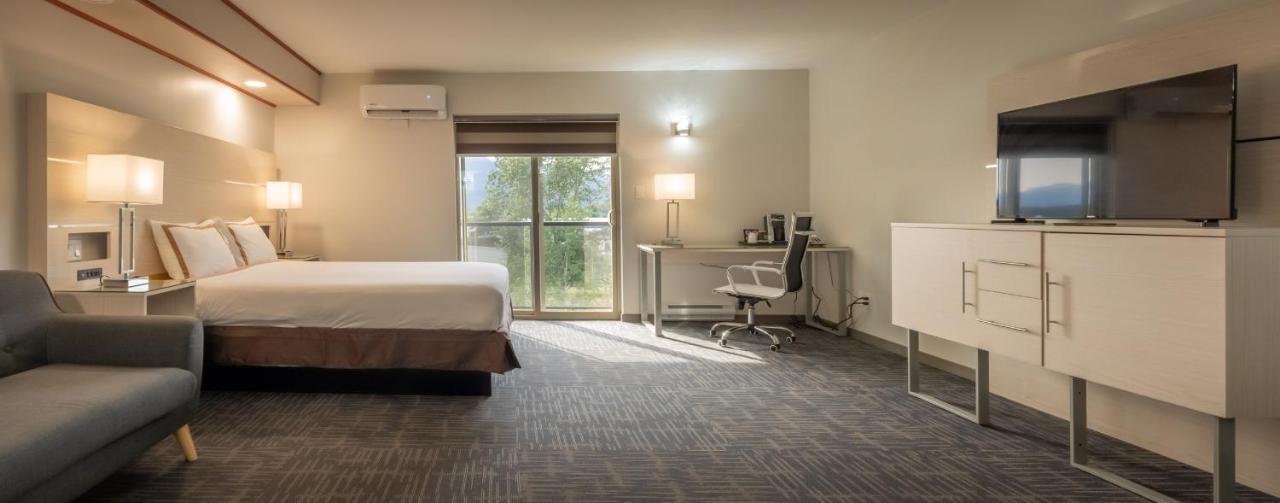 Quality Inn Sunshine Suites Terrace Buitenkant foto