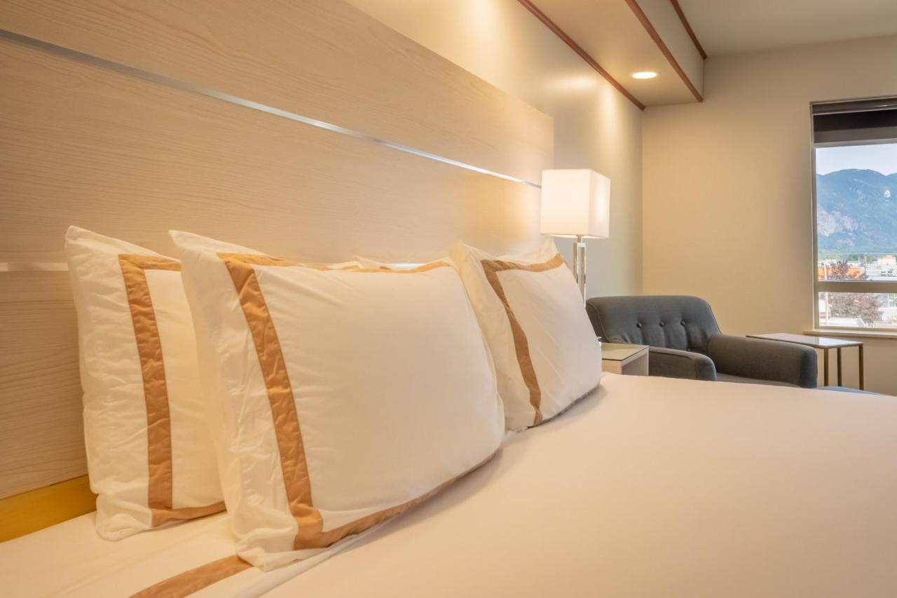 Quality Inn Sunshine Suites Terrace Buitenkant foto