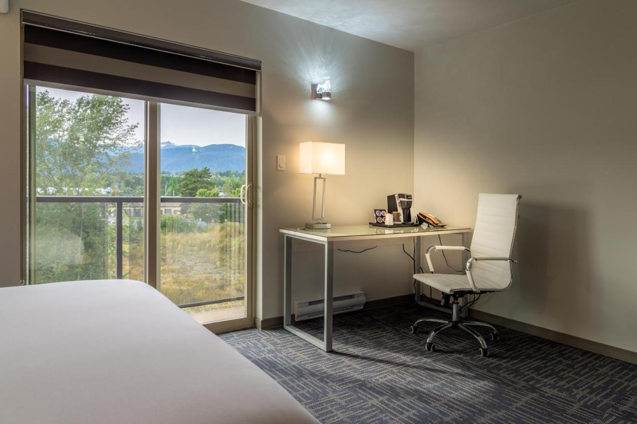 Quality Inn Sunshine Suites Terrace Buitenkant foto