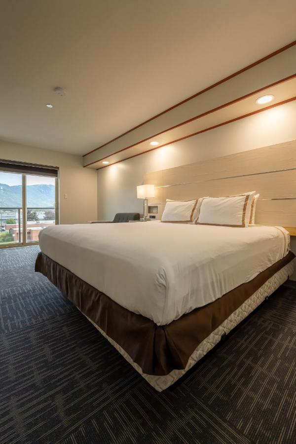 Quality Inn Sunshine Suites Terrace Buitenkant foto